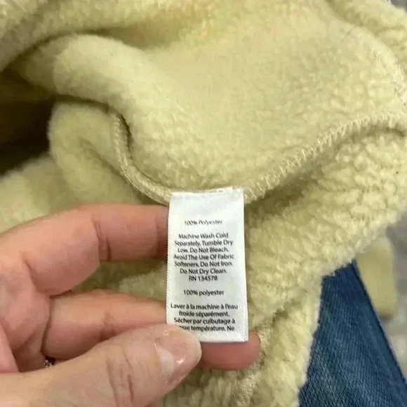 vineyard vines sherpa pullover - Picture 4 of 6